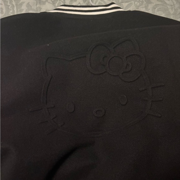 Brand new with tags forever 21 vars(hello Kitty) size XL - Picture 4 of 4